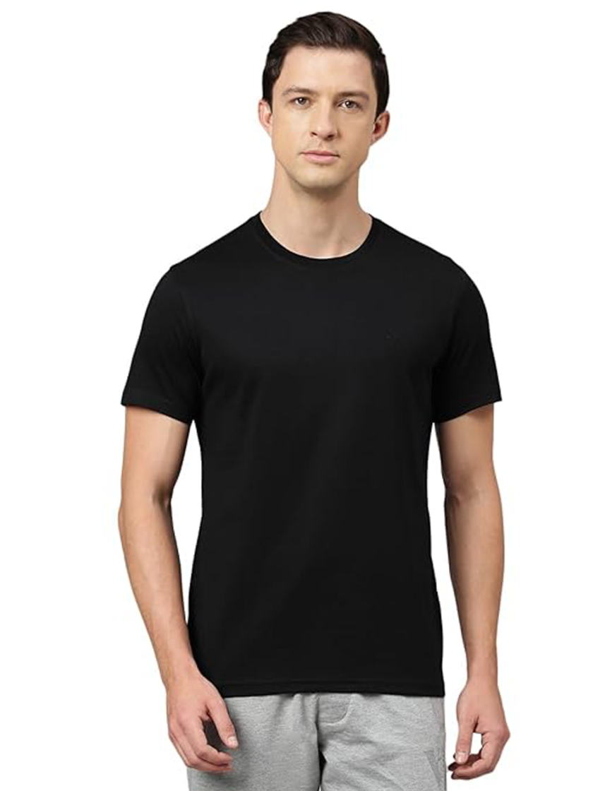 Womy Soft Plain Black T-Shirt for Men